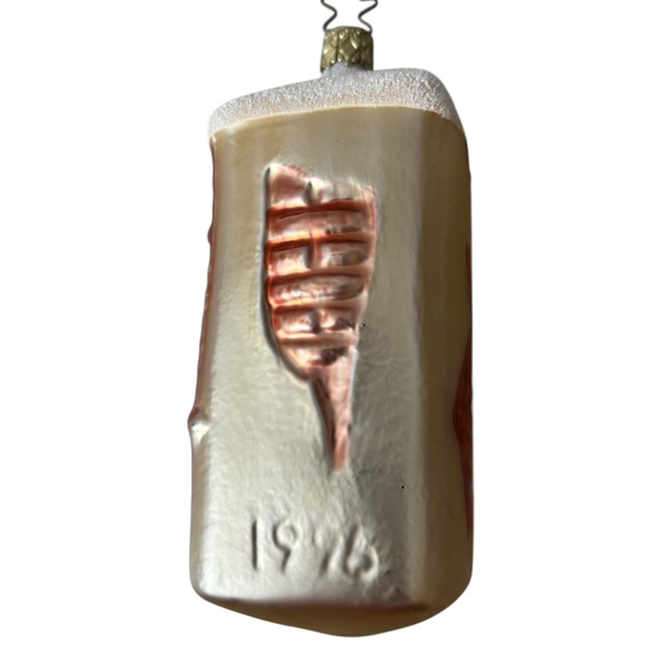 Santa Claus Holiday Ornament - Red and Green - Santa's Visit by E.M.Merck 1996 - Picture 3 of 7